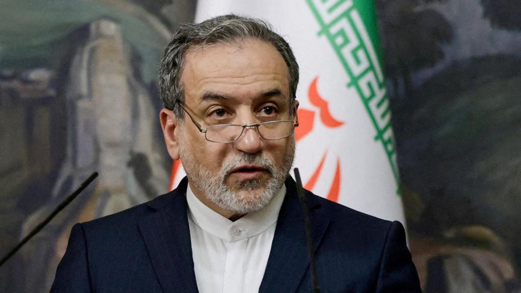 İran Dışişleri Bakanı İsrail’i Nahçıvan’a Yapılan İHA Saldırısının Arkasında Olmakla Suçladı