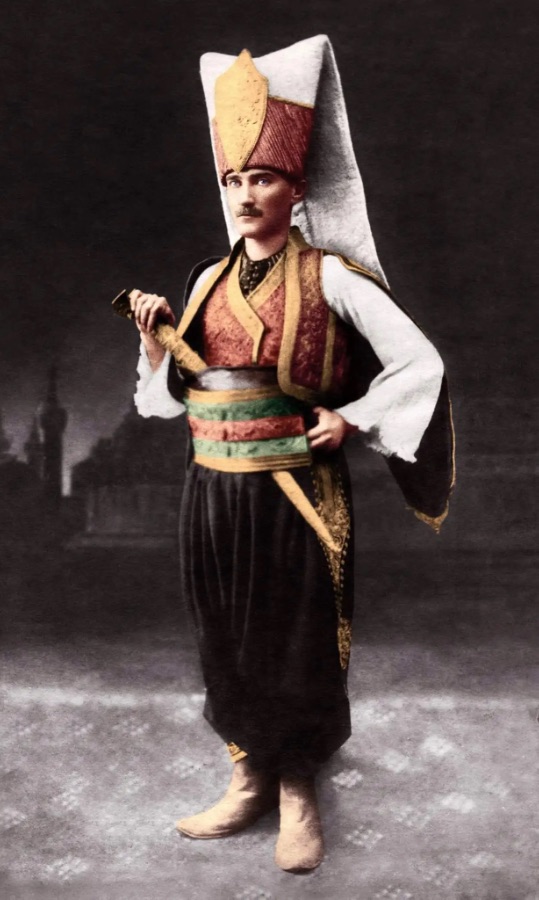 Atatürk’ün Sofya Görevi: Aşk Masalı Değil, Devlet Aklıydı