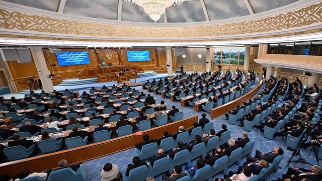 Astana’da tarihi gün: Kazakistan’ın yeni parlamentosu göreve başladı