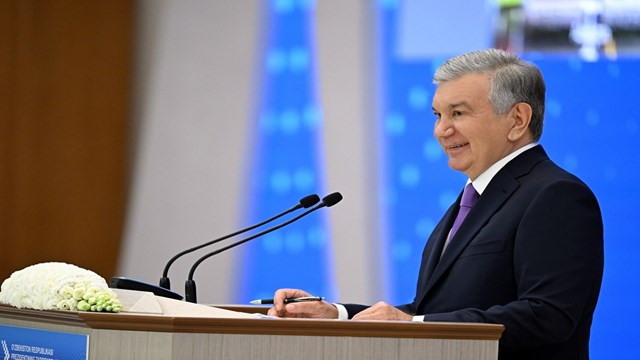 Özbekistan Cumhurbaşkanı Mirziyoyev’den iş dünyasına güçlü destek mesajı
