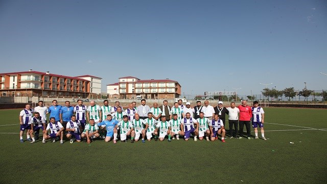 Ahlat’ta 1071 ruhuyla futbol buluşması