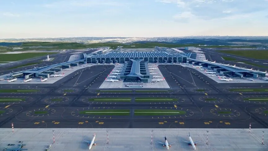 İstanbul Havalimanı’nda Günlük Uçuş ve Yolcu Sayısında Tarihi Rekor