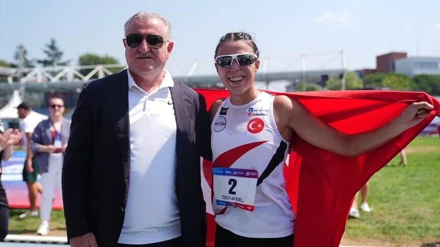 Bakan Bak, Avrupa Şampiyonu Olan İlke Özyüksel Mihrioğlu’nu Tebrik Etti