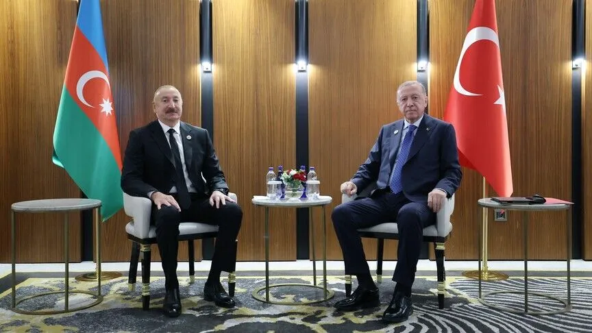 Erdoğan ve Aliyev Bişkek’te bir araya geldi