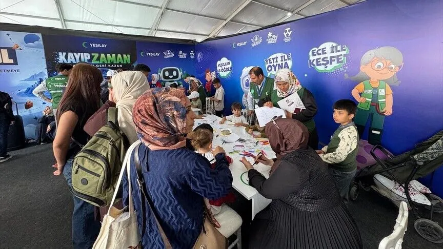 Şanlıurfa’da TEKNOFEST’e yoğun ilgi Yeşilay standına da yansıdı